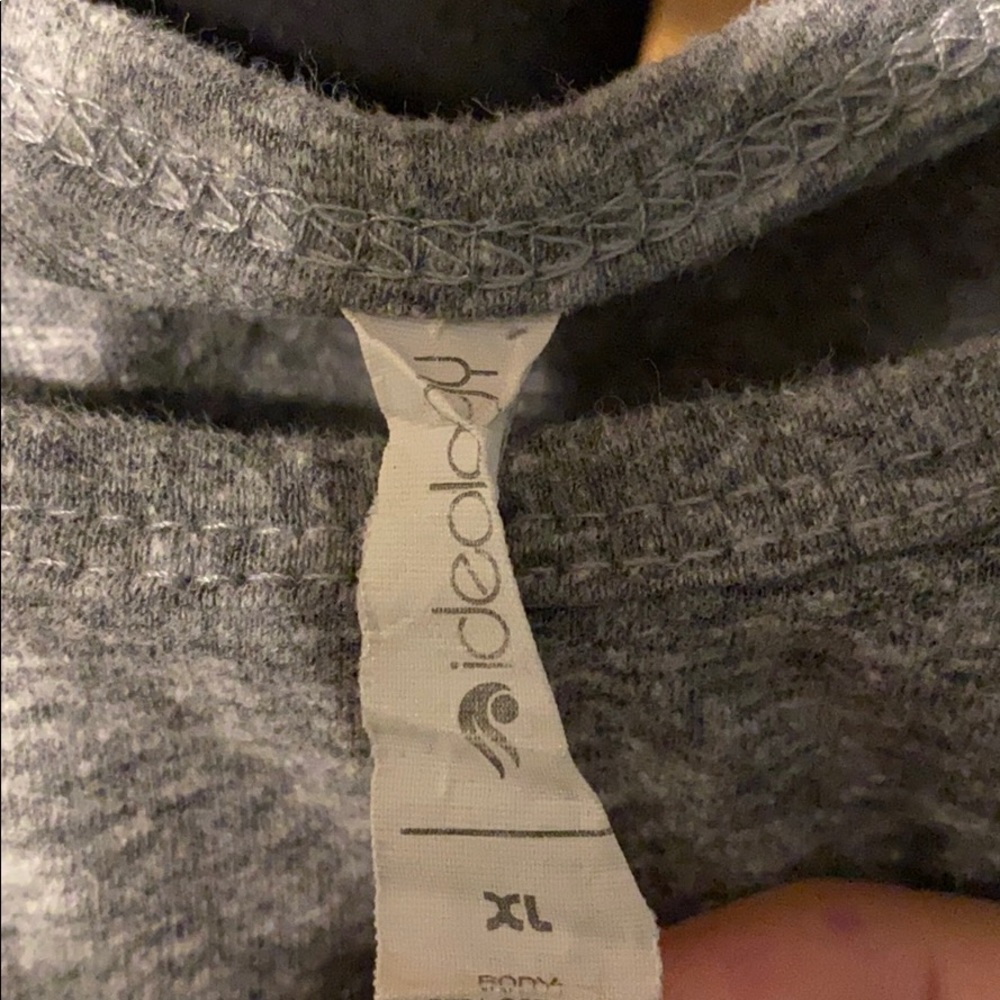 Tank top - Picture 2 of 3